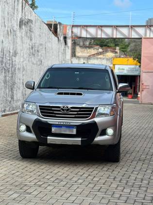 TOYOTA HILUX 3.0 STD 4X4 CD 16V TURBO INTERCOOLER DIESEL 4P MANUAL